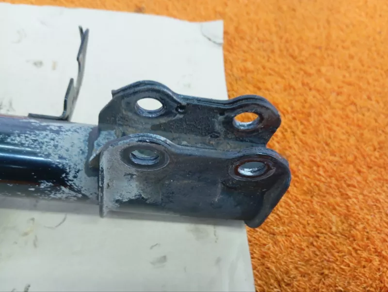 Стойка подвески