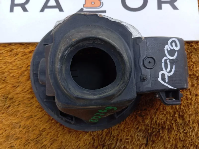 Лючок Бензобака