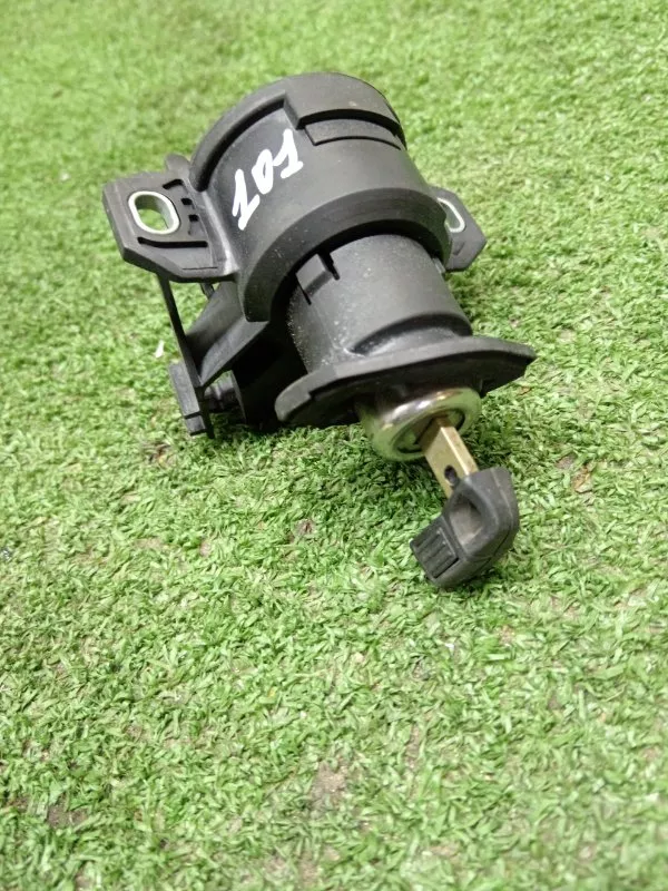 Личинка замка багажника BMW 3-Series 2006 51247167321 E90