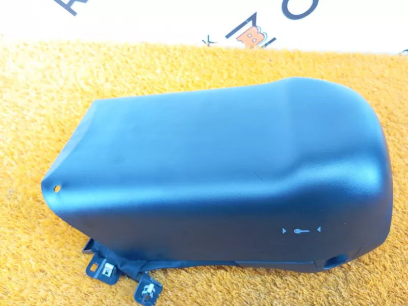 Кожух рулевой колонки