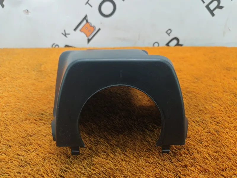 Кожух рулевой колонки