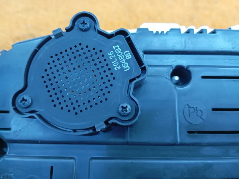 Панель приборов