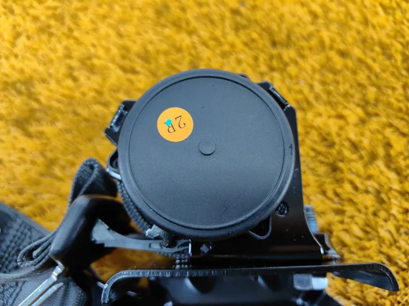 Ремень безопасности