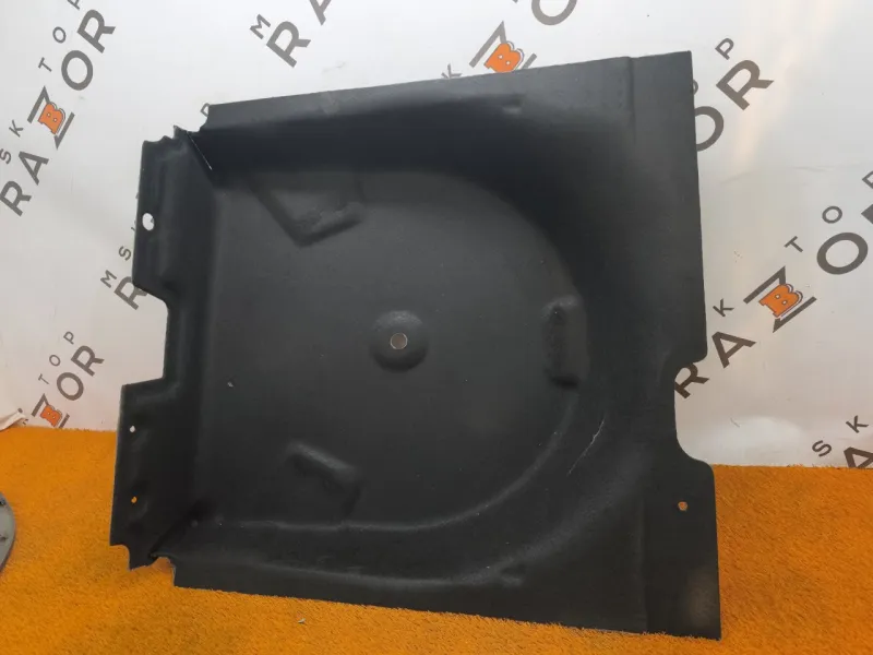 Ниша запасного колеса