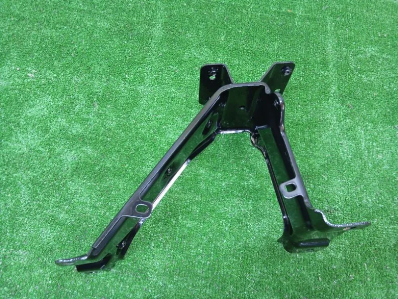 Кронштейн подлокотника