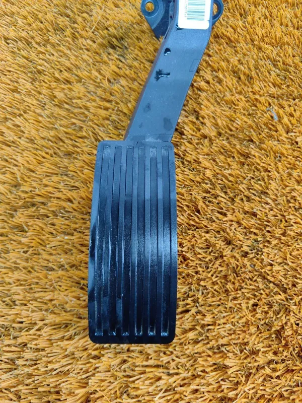 Педаль газа