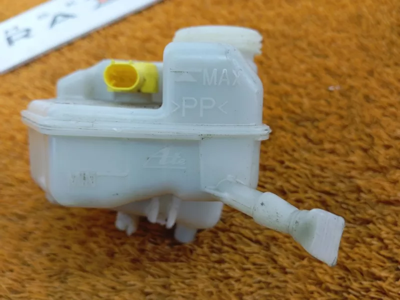 Бачок расширительный