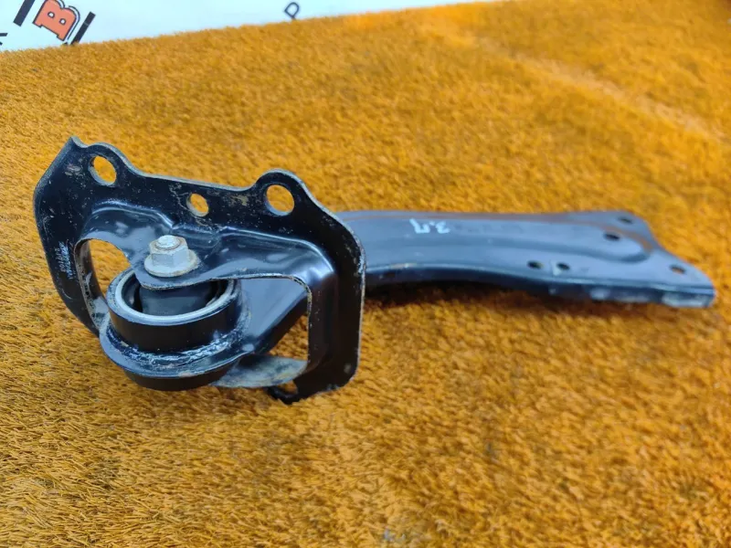 Рычаг подвески