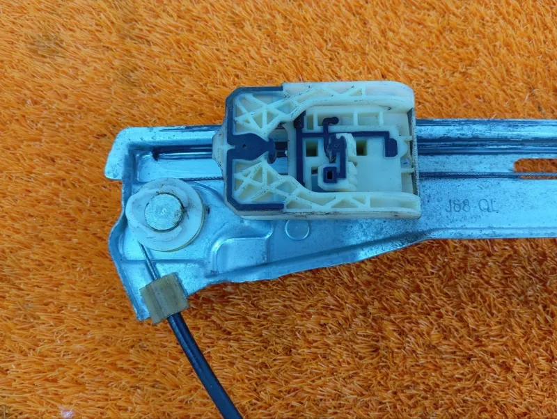 Стеклоподъемник