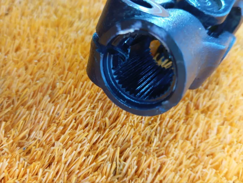 Рулевой карданчик