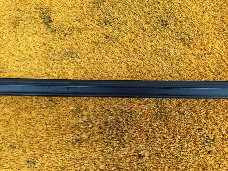 Уплотнитель стекла двери Chery Tiggo 7 PRO 2023 554000390AA SQRE4T15C, задний правый