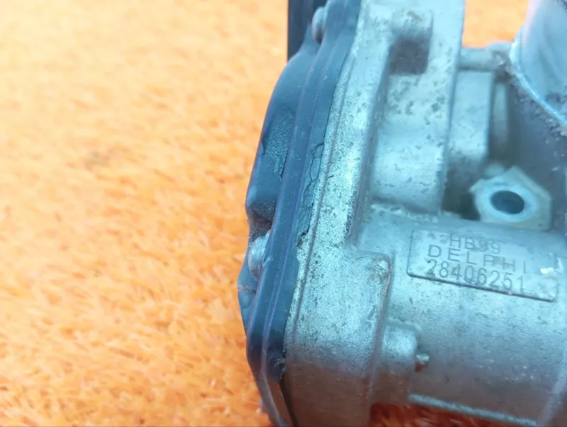 Дроссельная заслонка