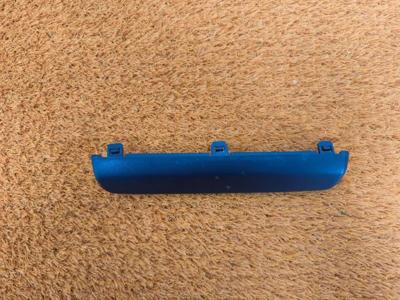 Накладка на торпедо