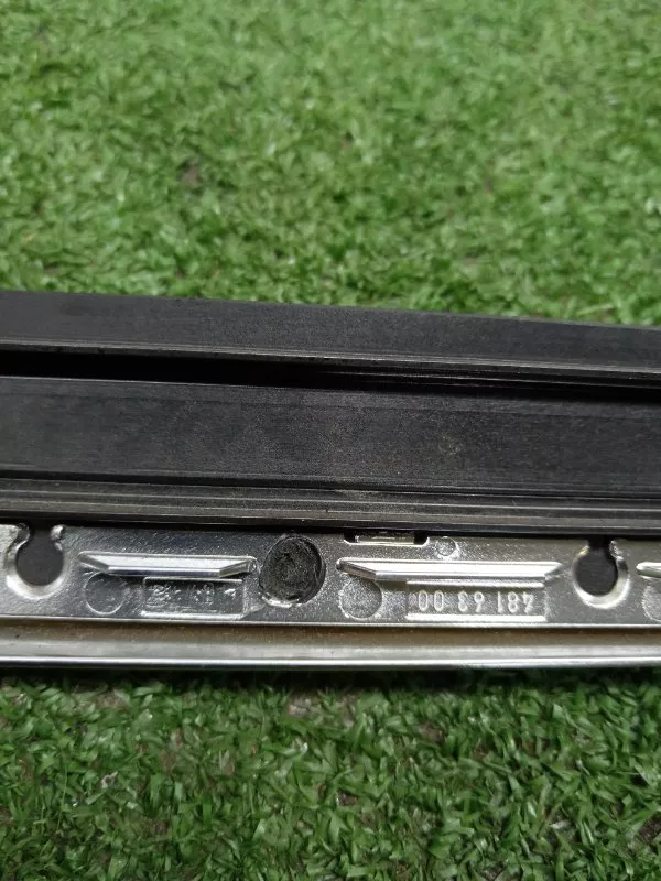 Накладка двери декоративная