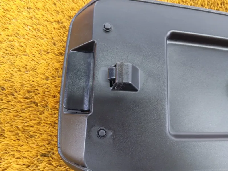 Подлокотник