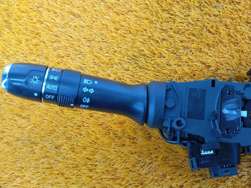 Переключатель подрулевой