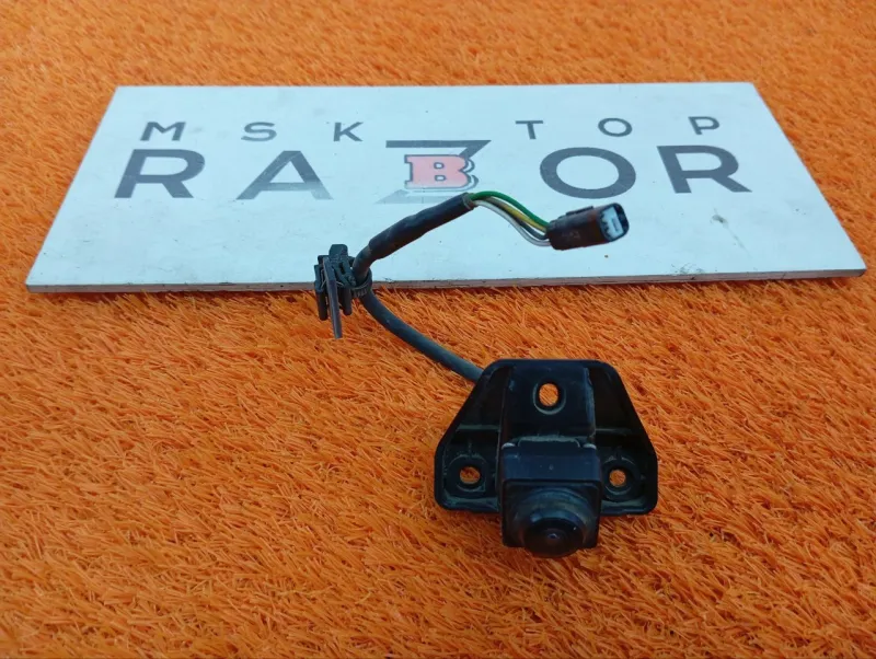 Камера передняя