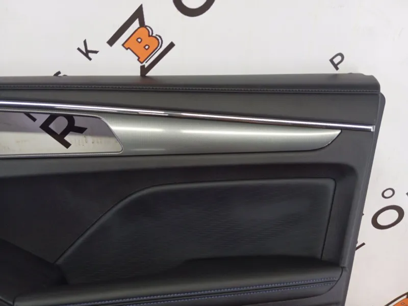 Обшивка двери