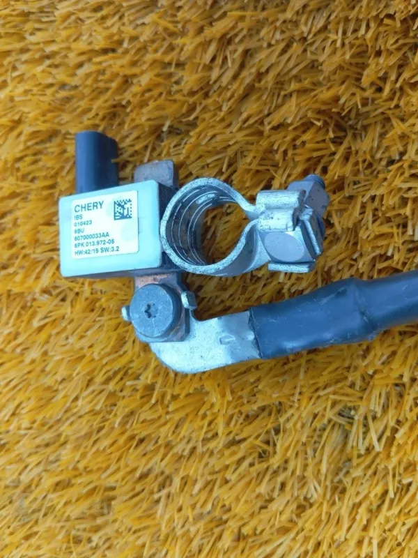 Клемма аккумулятор