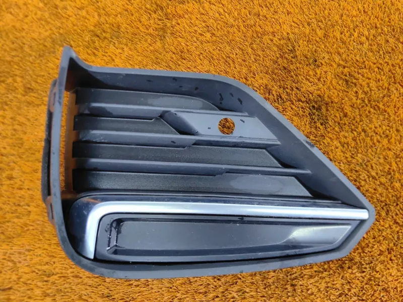 Накладка бампера