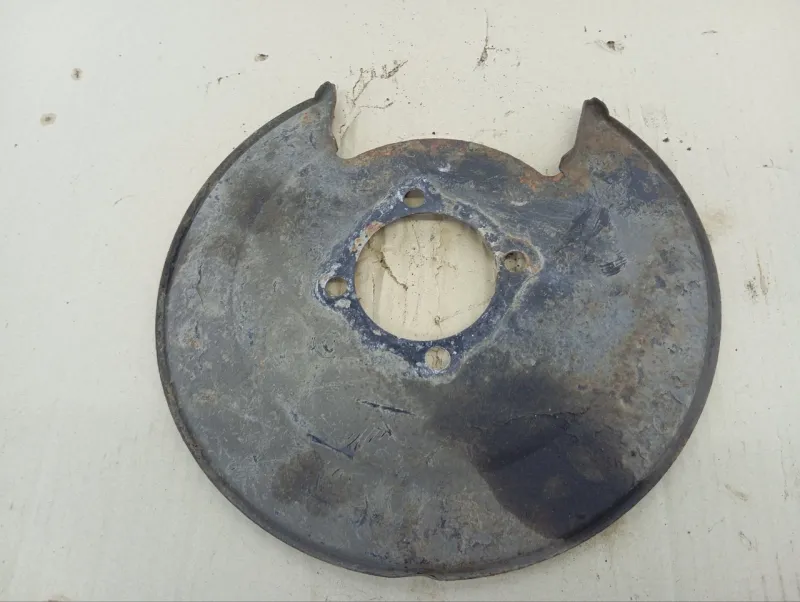 Пыльник тормозного диска