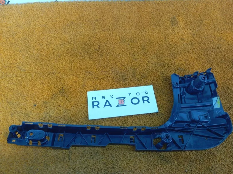 Крепление бампера