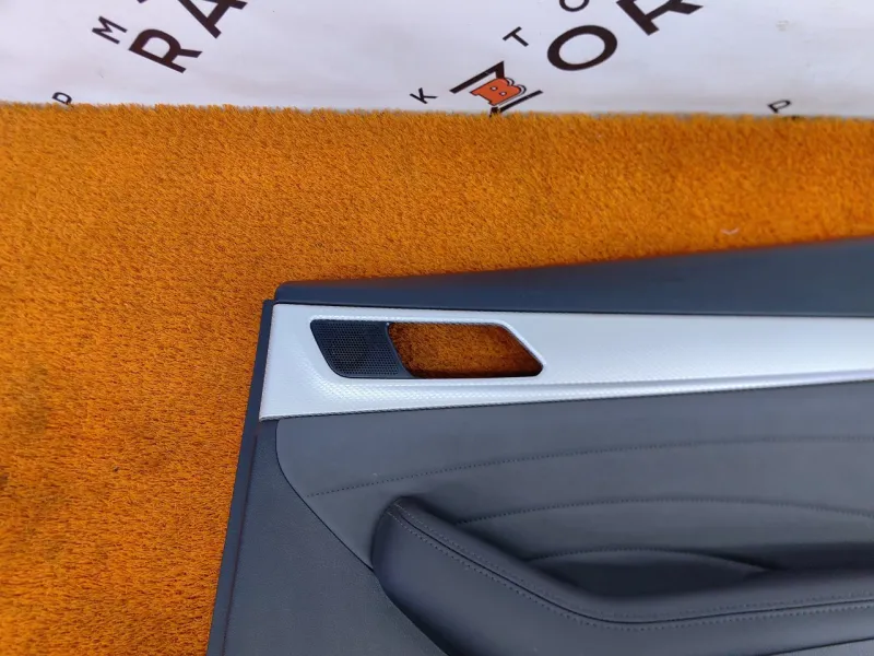 Обшивка двери