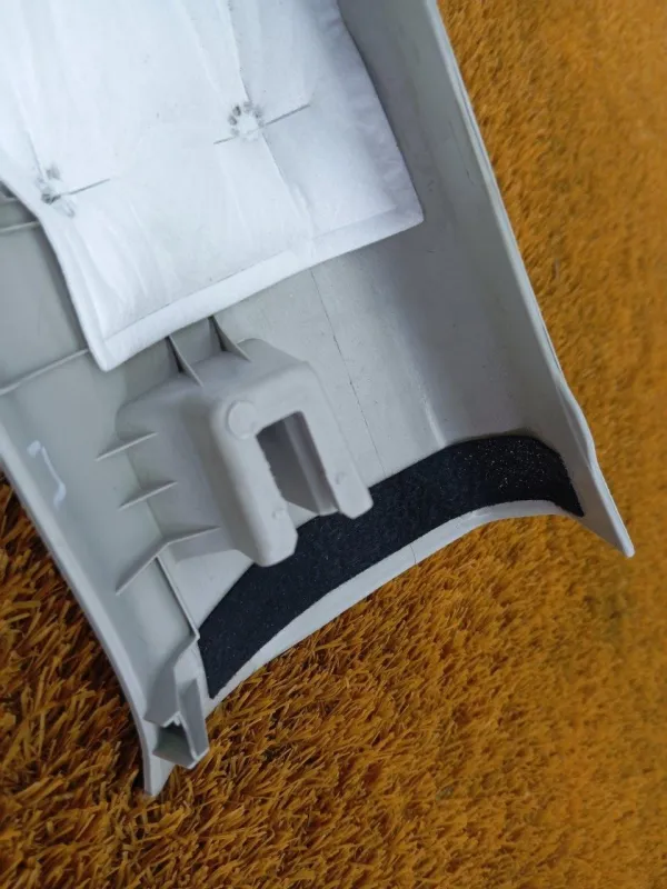 Накладка на стойку кузова