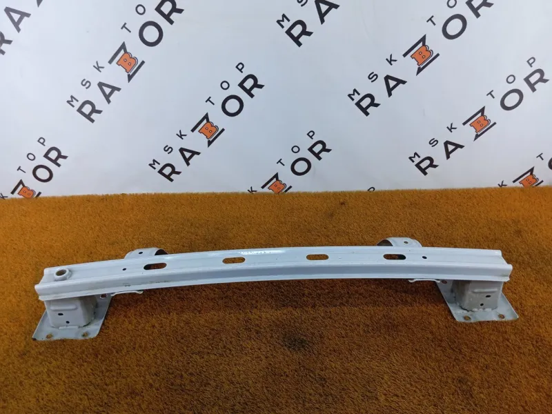 Усилитель бампера