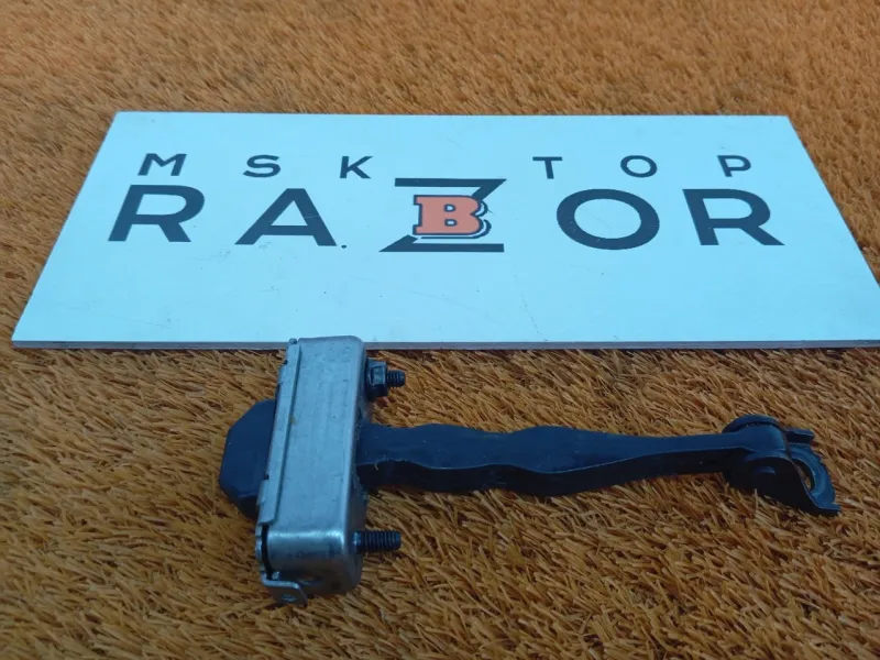 Ограничитель двери