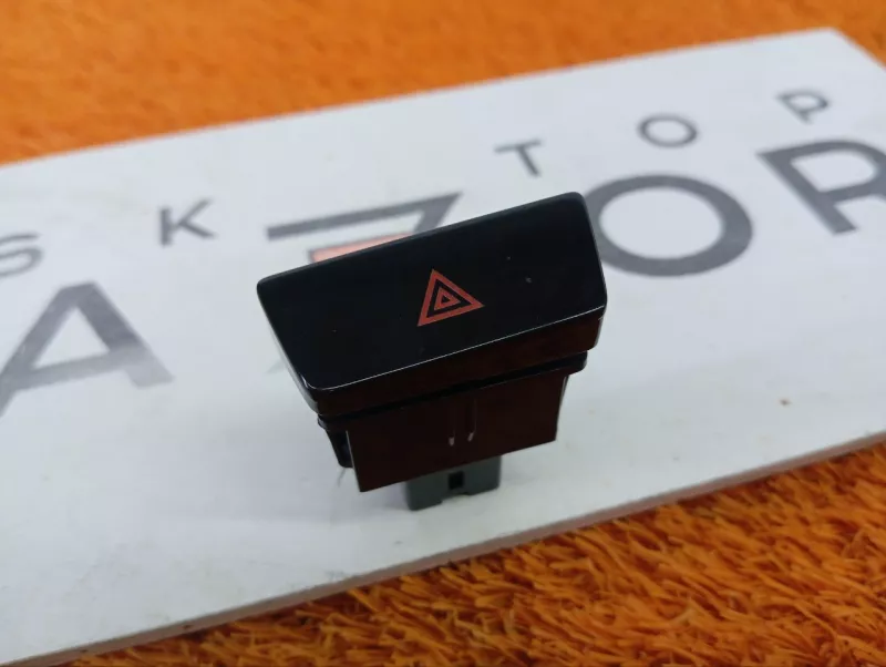 Кнопка аварийной сигнализации