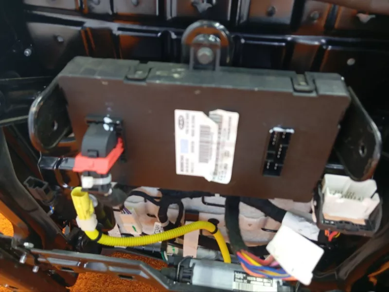 Сиденье Chery Tiggo 8 Pro 2023 402002099AAABN SQRF4J16C, переднее левое