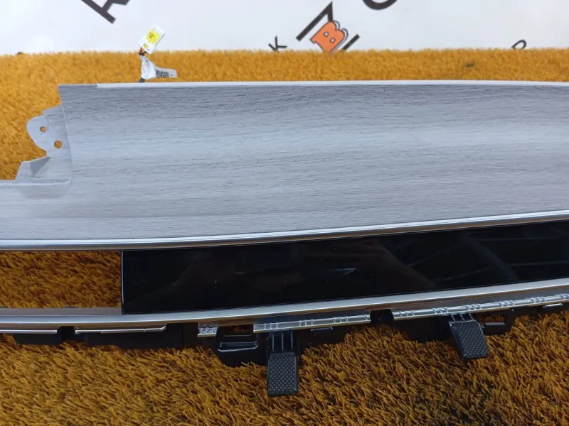 Декоративная накладка торпедо