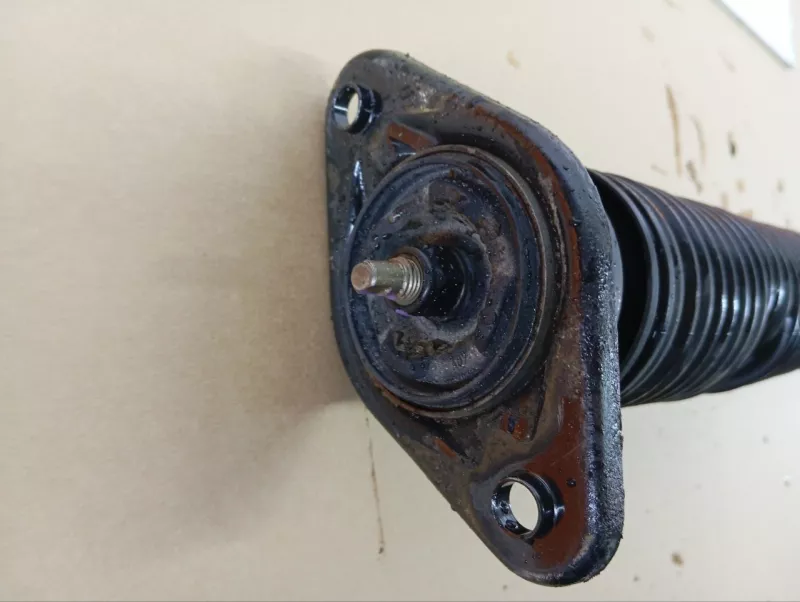 Стойка подвески