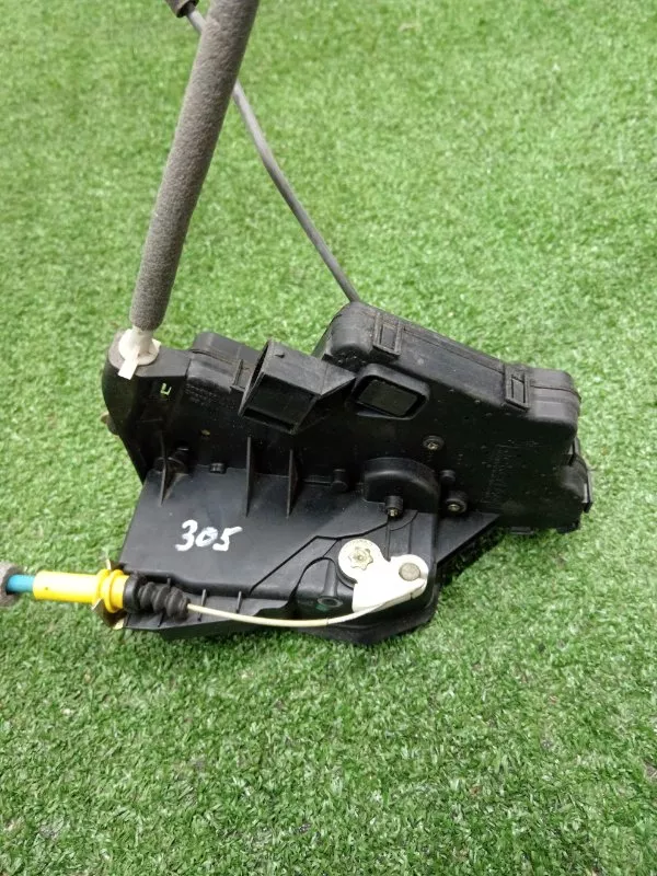 Замок двери