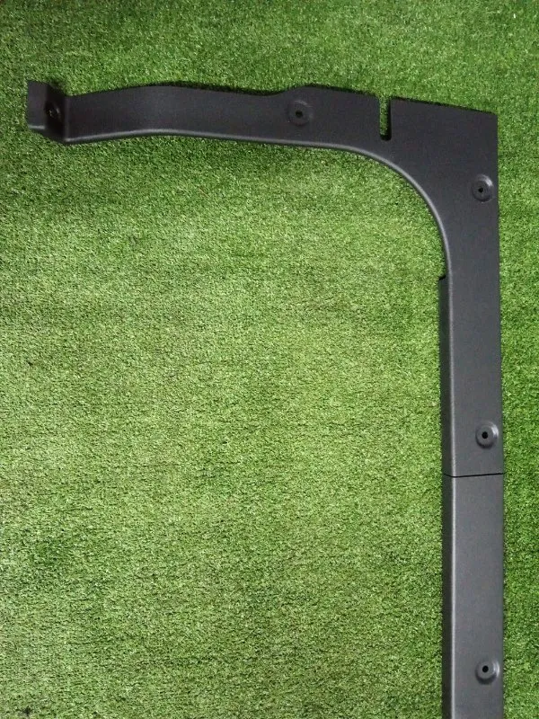 Накладка крышки багажника