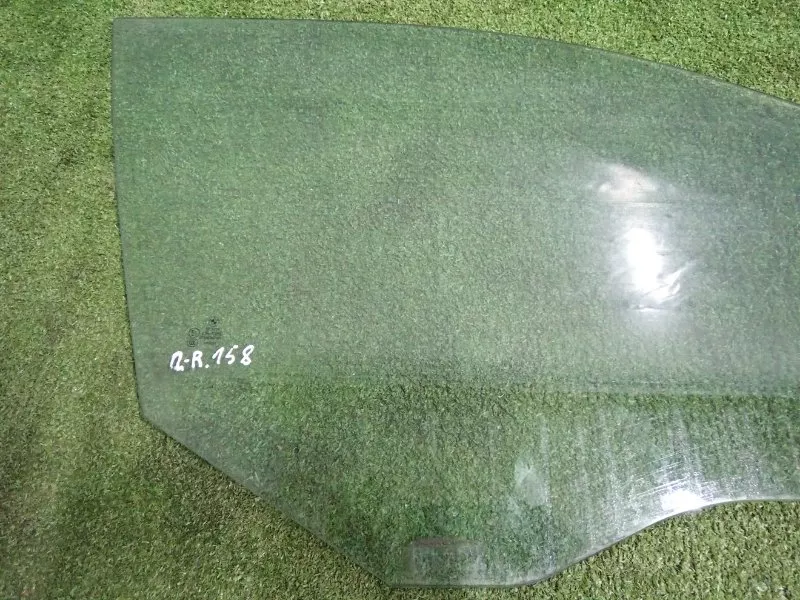 Стекло двери BMW 5-Series 2006 51337110634 E60, переднее правое