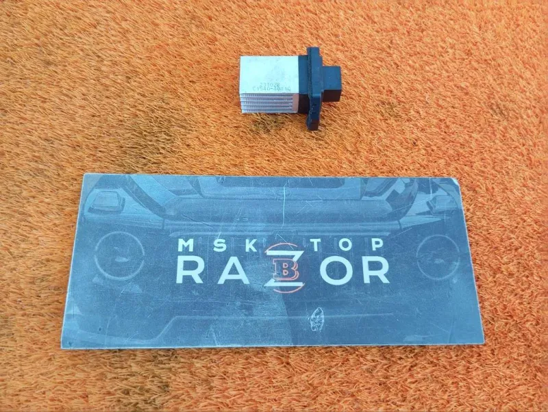 Резистор отопителя