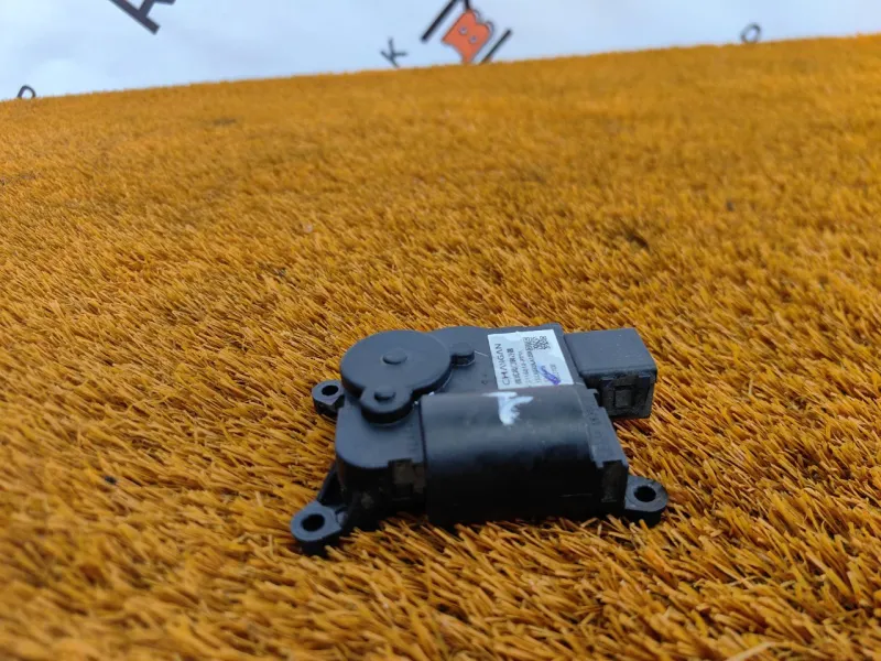 Сервопривод заслонок печки Changan UNI-V 2023 8116010PT01