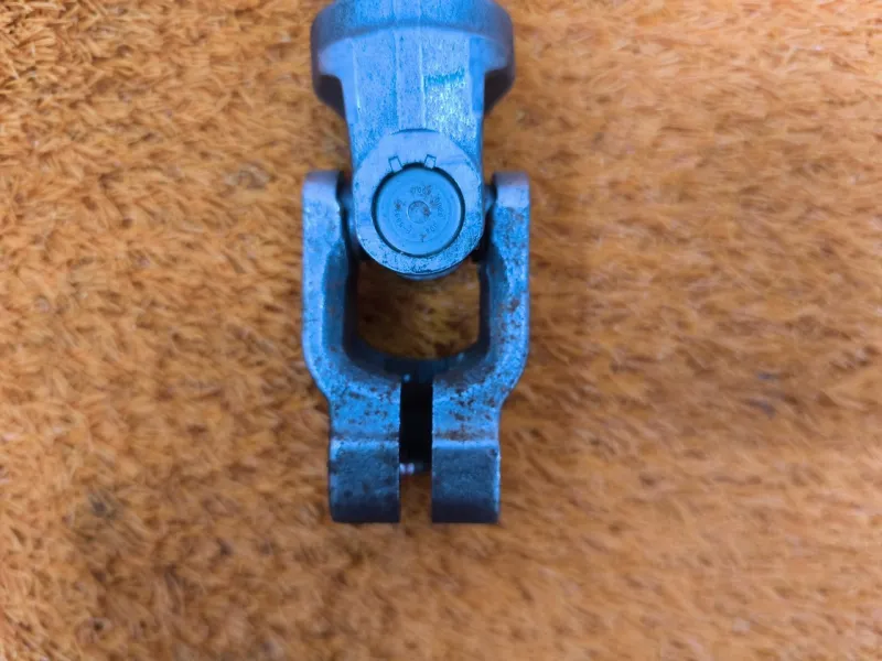 Рулевой карданчик