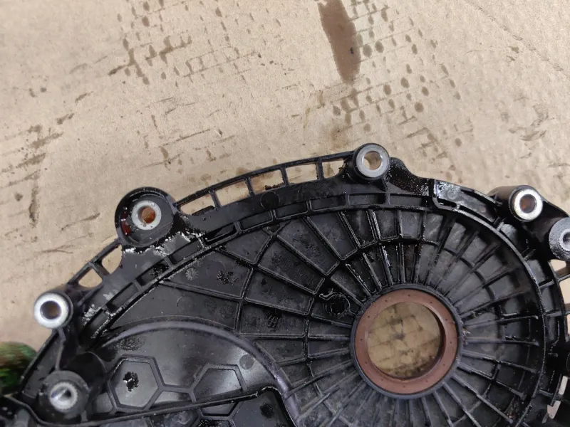 Крышка балансировочного вала