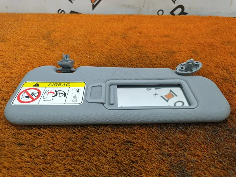 Козырек солнцезащитный