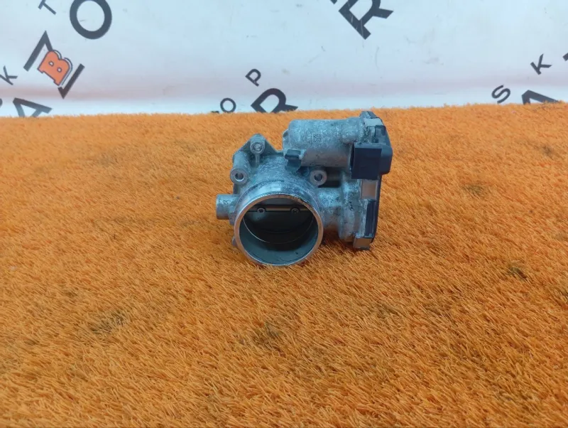 Дроссельная заслонка