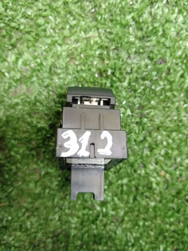 Кнопка стеклоподъемника