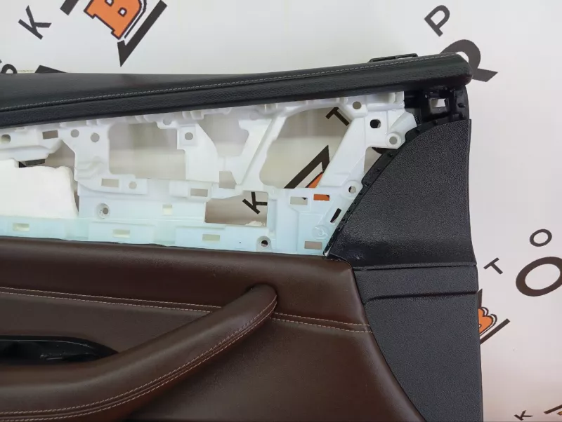 Обшивка двери