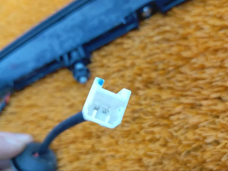 Стоп-сигнал дополнительный