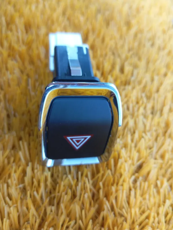 Кнопка аварийной сигнализации