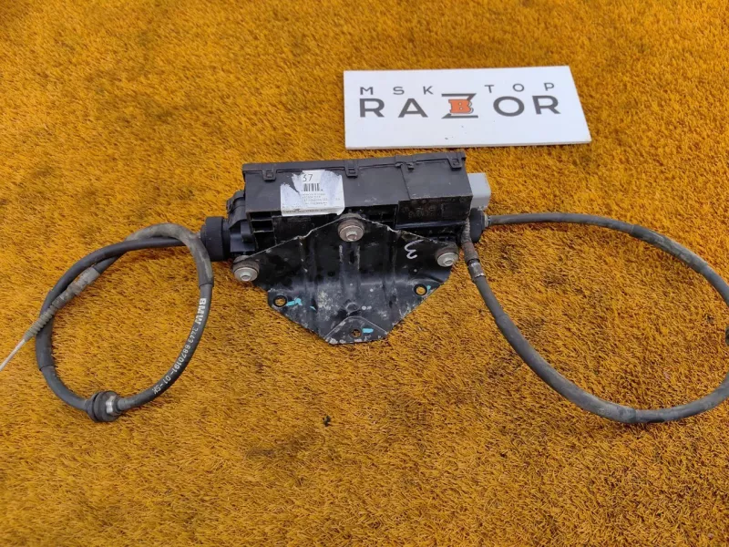 Механизм стояночного тормоза