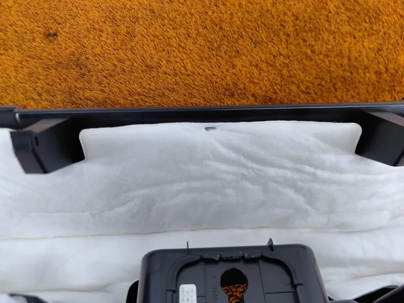 Накладка замка багажника