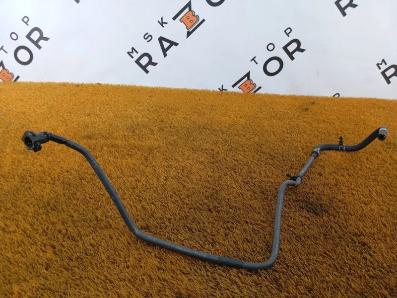 Трубка топливная